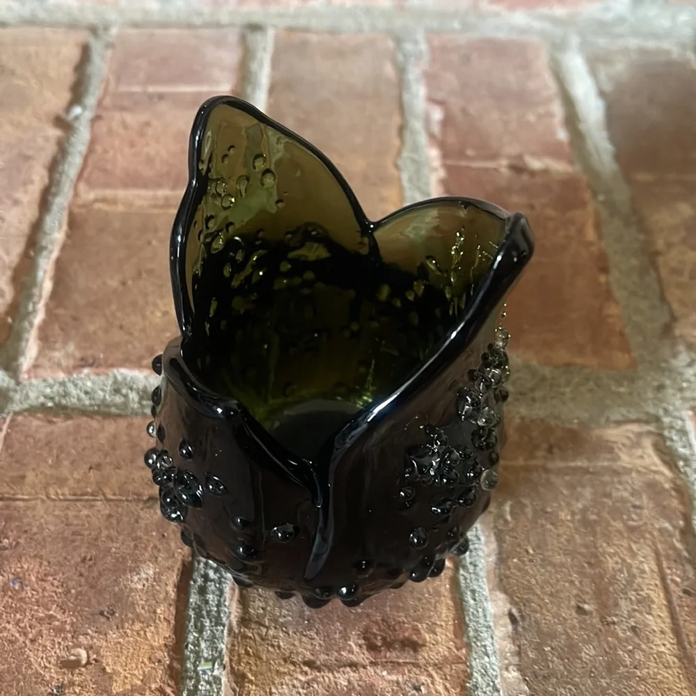 PartyLite Nature's Garden Green Glass Tulip Candle Holder - Picture 2 of 5